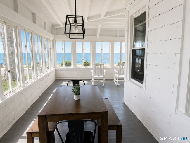 48 Beach Ave