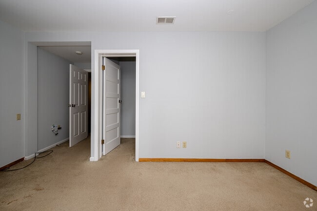Building Photo - 5340 Fulton St Unit #A Rental