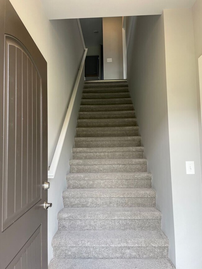 Shelby Pointe Village Apartments Townhomes for Rent Shelby Township