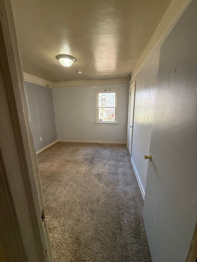 Building Photo - 1360 Pennsylvania Ave Unit 1360 LR