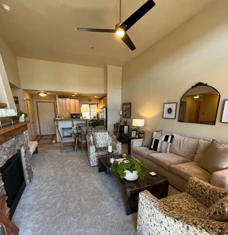 Open concept - ceiling fans in living room - 1110 Rendezvous Rd