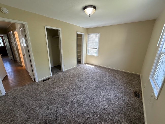 Photo - 515 N Meridian St