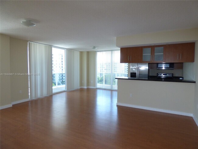 Photo - 601 NE 23rd St Condo Unit 1105