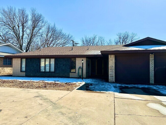 Photo - Pre-Leasing | Sleek, Updated, and Full of Character