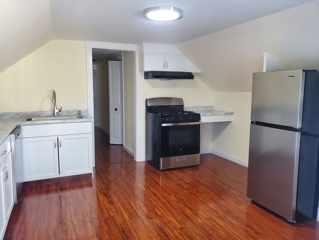 142 Walworth St Unidad Apartment