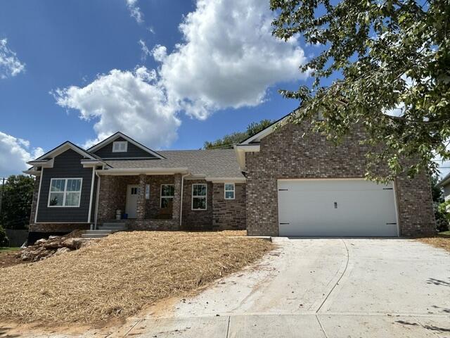 Building Photo - 590 Adena Trce