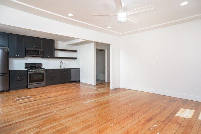 Photo - 2036-38 Hancock St Unit 2036