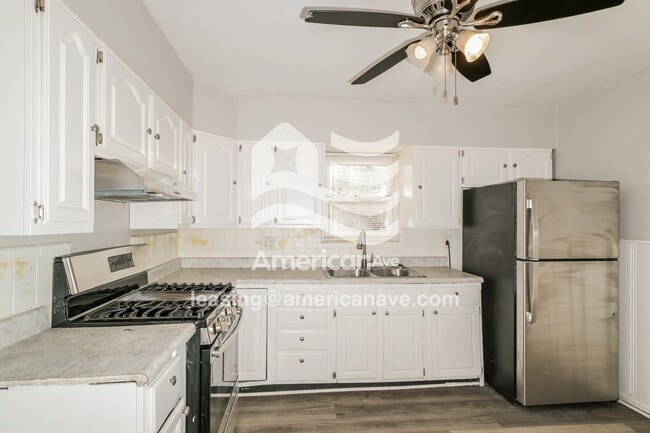 Photo - 6910 Groveland Dr