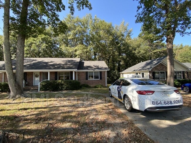 Building Photo - 215 Jonesville Rd Rental