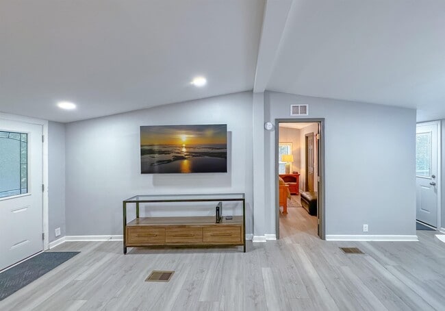 Photo - 16957 Lake Christiana Ct