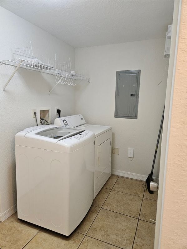 Photo - 156 SW Peacock Blvd