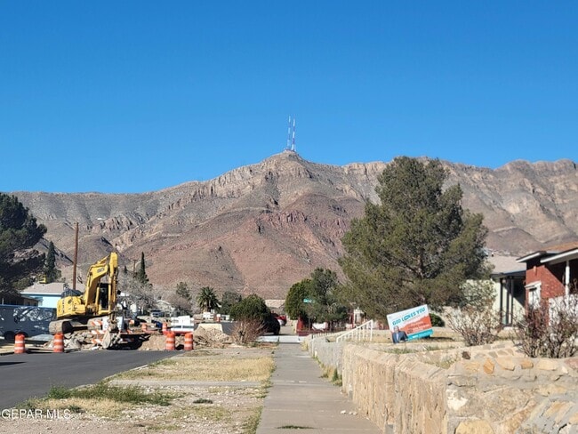 Photo - 3821 Porter Ave