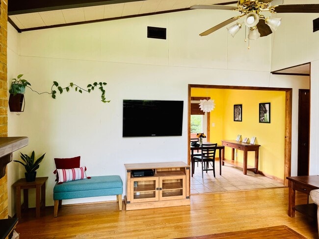 Photo - Charming 3 Bedroom Christiansburg Home