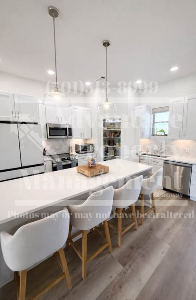 Photo - 18 Cobble Hill Rd