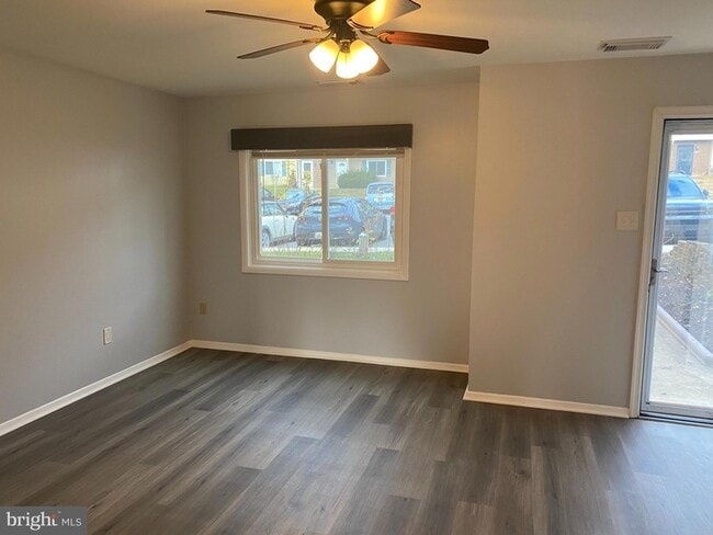 Photo - 4313 White Oak Ct