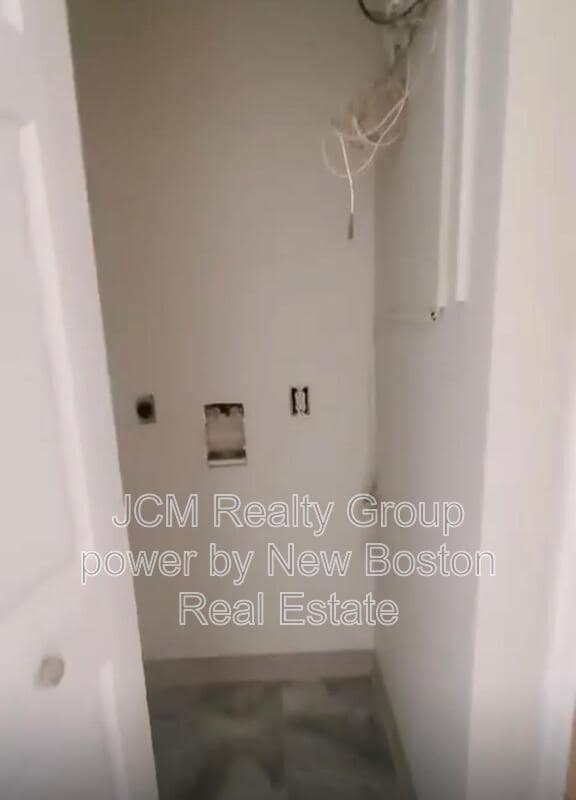 Photo - 80 Sagamore St Unit 303 / Elevator