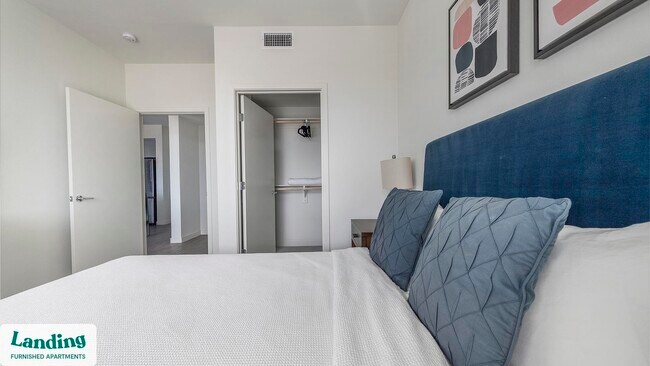 Photo - 9235 W Russell Rd Unit 311