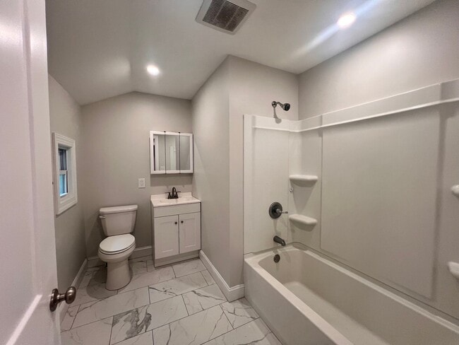 Photo - 60 Kallen Ave