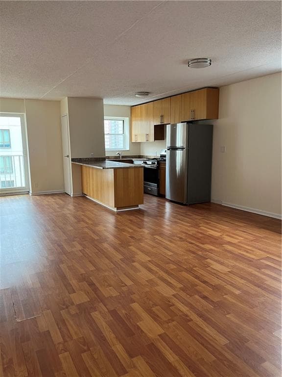 Building Photo - 2955 Shell Rd Unit 7E