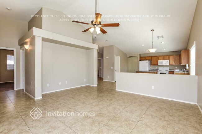 Photo - 2628 W Tamarisk Ave