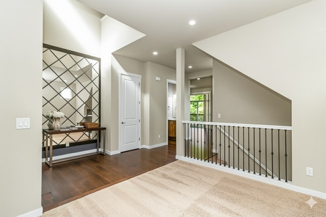 Photo - 15312 NE Woodland Pl