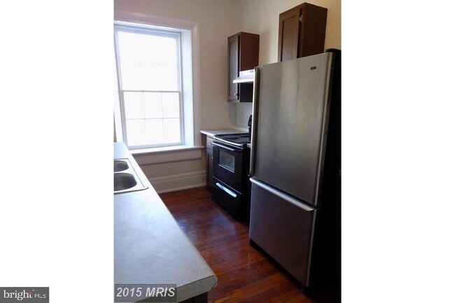 Photo - 113 E Main St Unit 4