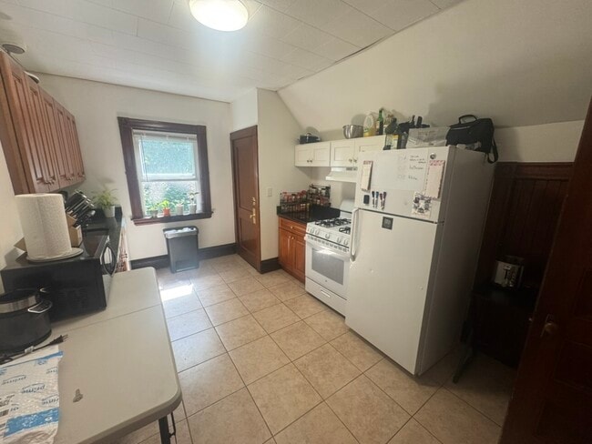 Photo - 582 Cambridge St Unit 3