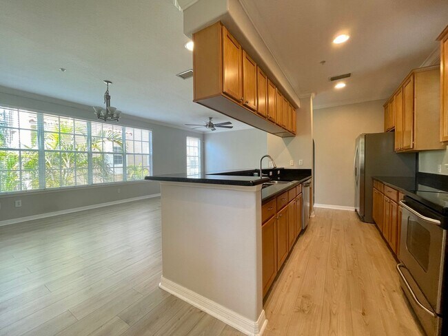 Photo - Private Townhouse in Heart of South Tampa