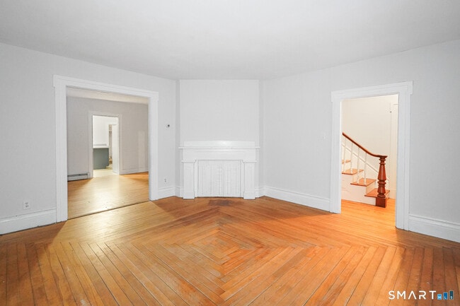 Photo - 30 Edgewood St