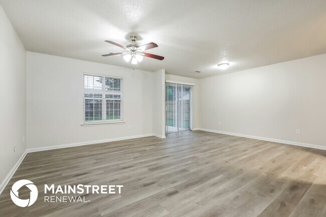 Photo - 700 Parkway Rd