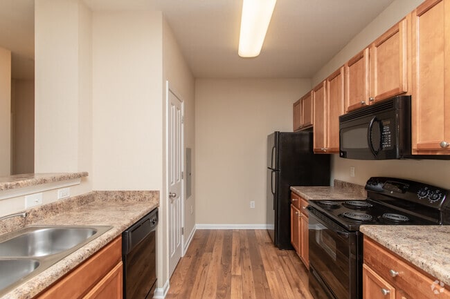 1BR, 1BA - 943ASF