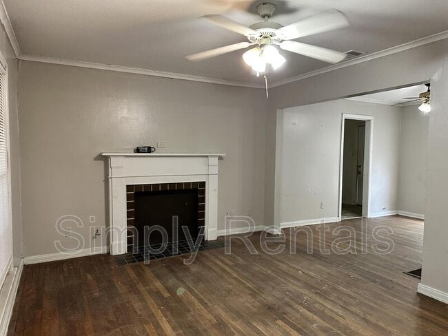 Building Photo - 1012 Pecan Ave Rental