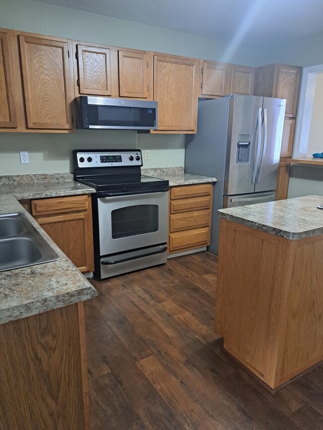 Photo - 600 N 35th St