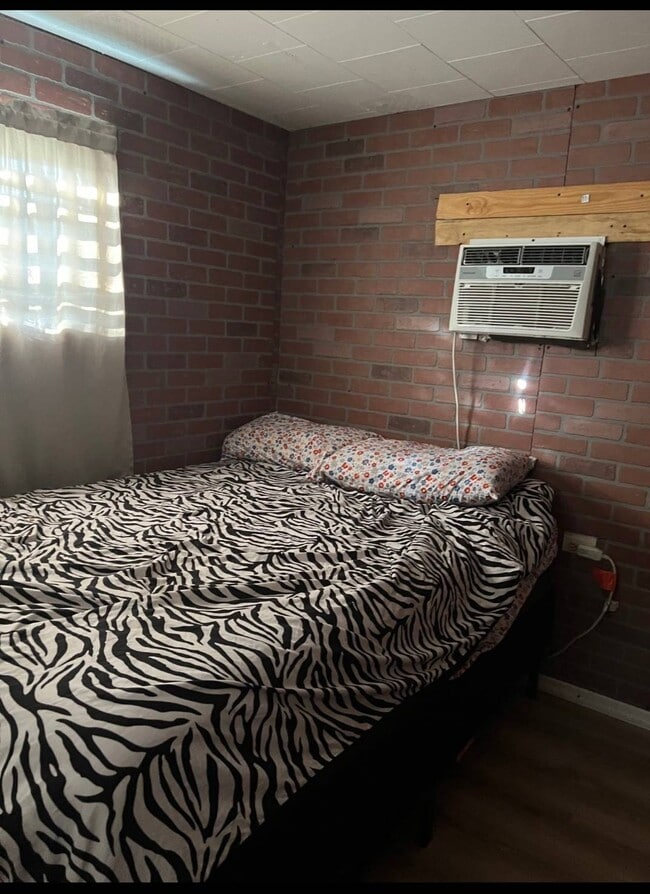 Photo - 931 Chandrika Pl