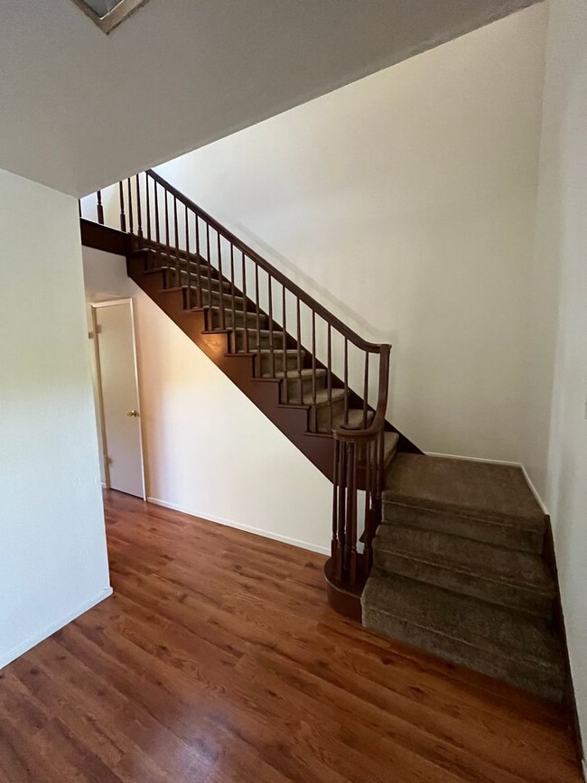 Photo - Large 2-Story Home in Covell Park