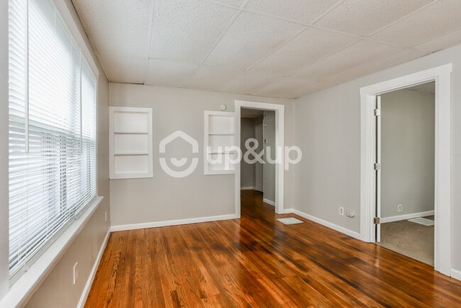 Fantastic 2bd/1ba home! Coming soon!