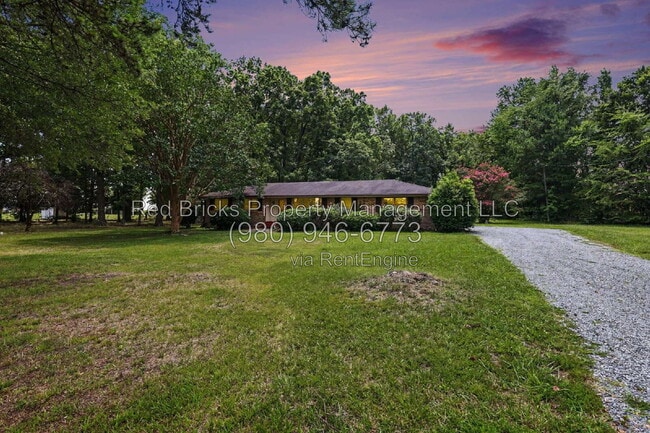 Photo - 2501 Galloway Rd