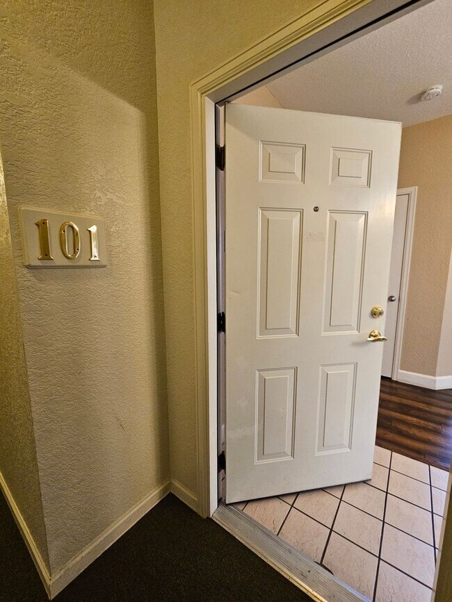 Photo - 14323 E 1st Dr Unit 101