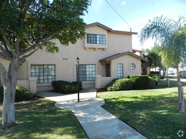 Building Photo - 504 8th St Rental