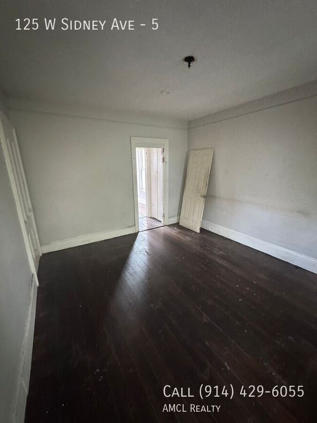 Building Photo - 125 W Sidney Ave Unit 5 Rental