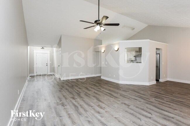 6247 Highgrove Dr