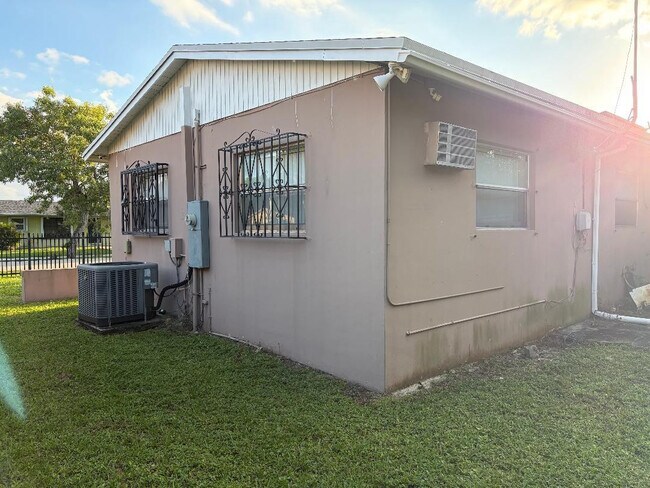 Photo - 3513 NW 181st St