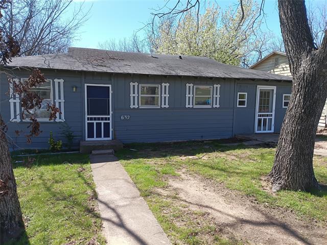 Building Photo - 632 E Sears St