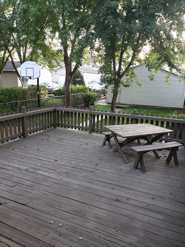 Photo - 1751 S 60th St