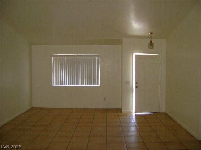 830 Padre Field Ct