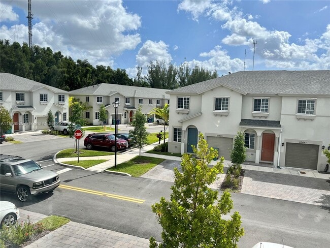 Photo - 20838 NW 13th Ave
