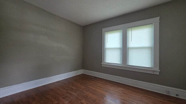 Photo - Nice, Renovated Cottage