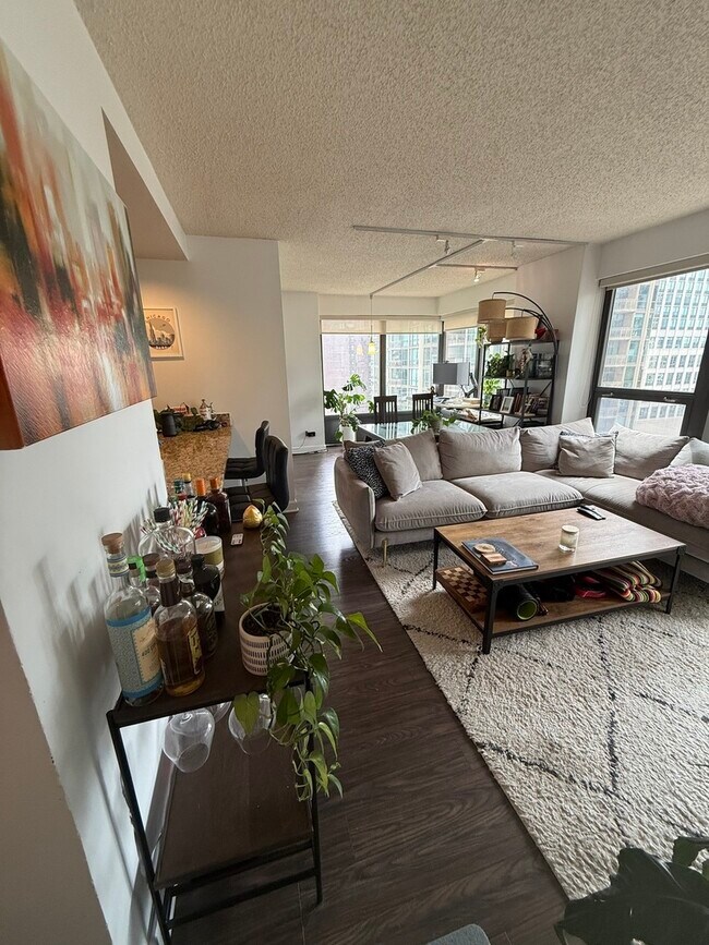 Photo - 30 E Huron St Unit 1104