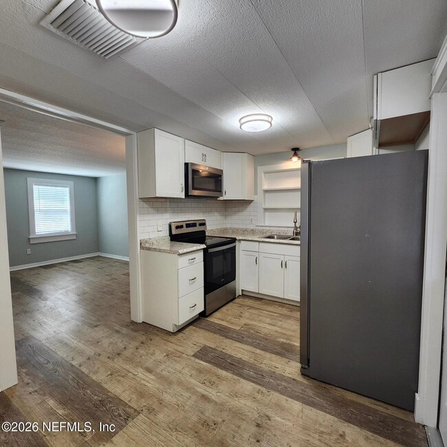 Photo - 126 Phoenetia Dr