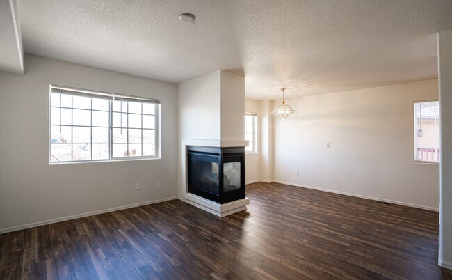 Photo - 672 Bosque Vista Point